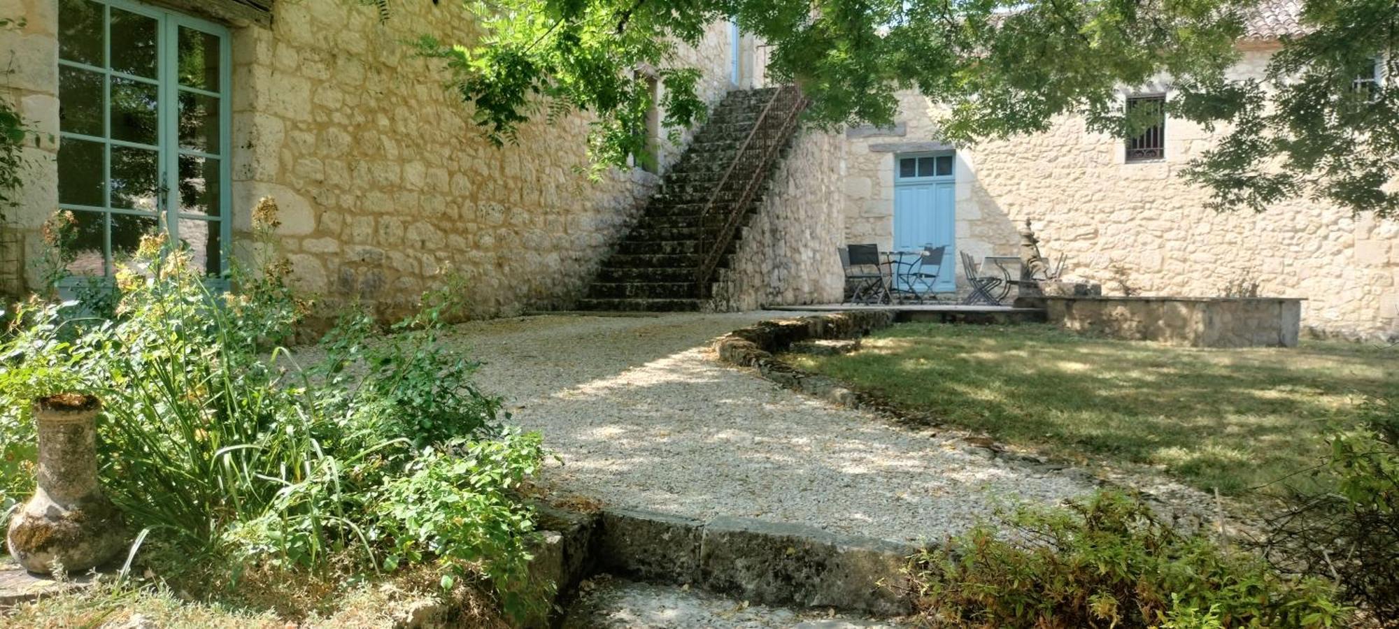 Chambre D'Hote "La Pierre" Domaine De Fonpeyroune Hotel Conne-de-Labarde Bagian luar foto